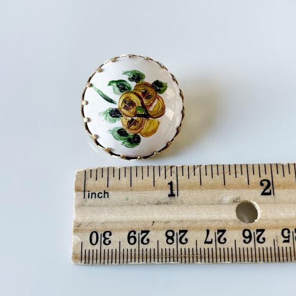 Vintage Hand Painted Floral Porcelain Clip-On Earrings White Yellow Green - Picture 6 of 9